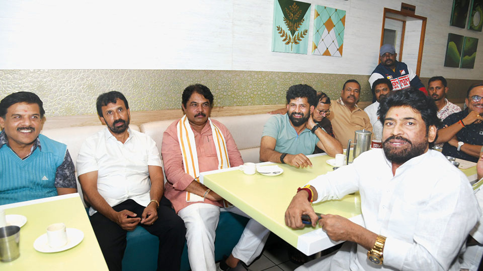 2028 Chamaraja ticket fight: Smiles outside, tension within as aspirants meet Ashoka over tea
