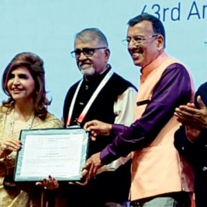 Dr. S.N. Mothi honoured with Social Achievement Award