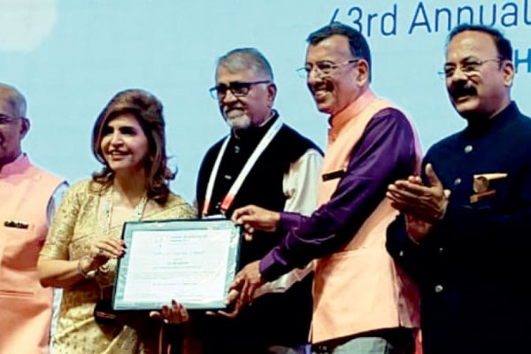 Dr. S.N. Mothi honoured with Social Achievement Award