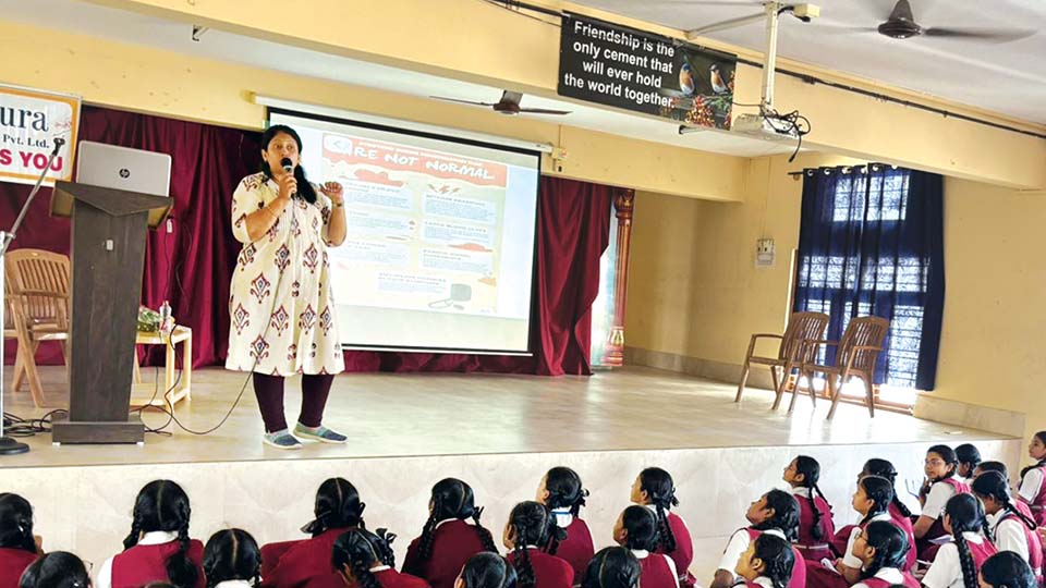 NJ Hospital conducts Menstrual Hygiene Awareness Session