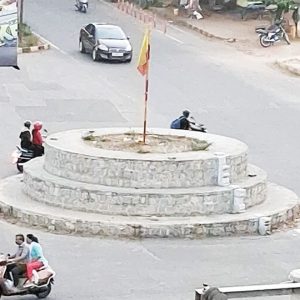 Lurking danger on Vishwa Manava Double Road