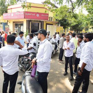 Protest against stadium at KSIC Filature Factory land: Spinning Stops