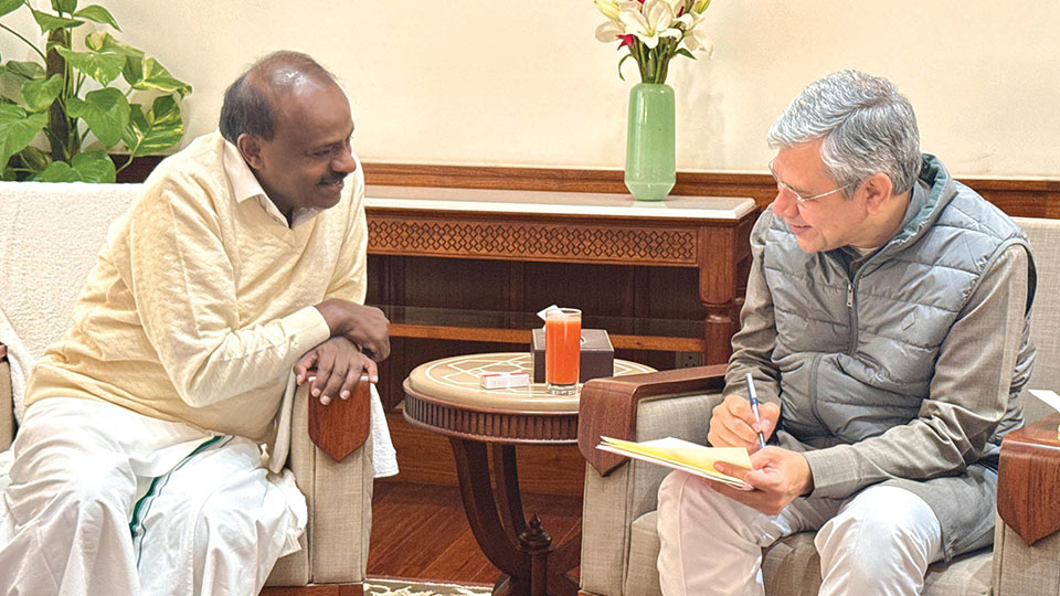 HDK urges rail connectivity fillip for Old Mysuru region