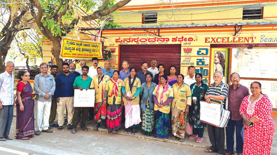Association honours Pourakarmikas