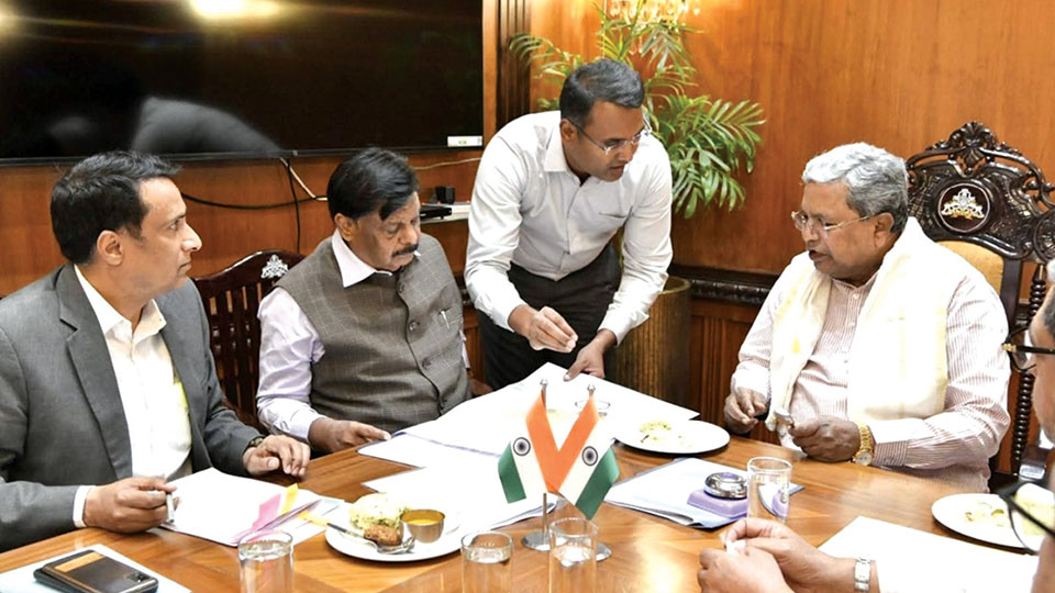 Velodrome: Dist. Minister talks to CM