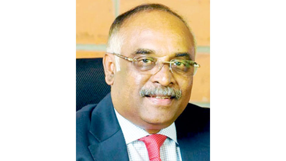 Talk on Davos Summit at MOF