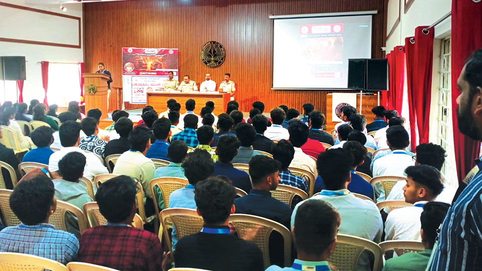 Vimukthi – Drive Against Drugs: City Cops search 61 lodges, 22 PGs and 41 parks