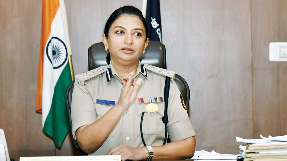 Noose tightening on drug network