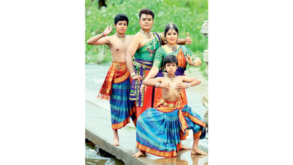 Bhushans  to present Ramabhyudayam