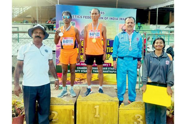 Wins bronze in National Masters Athletic Meet