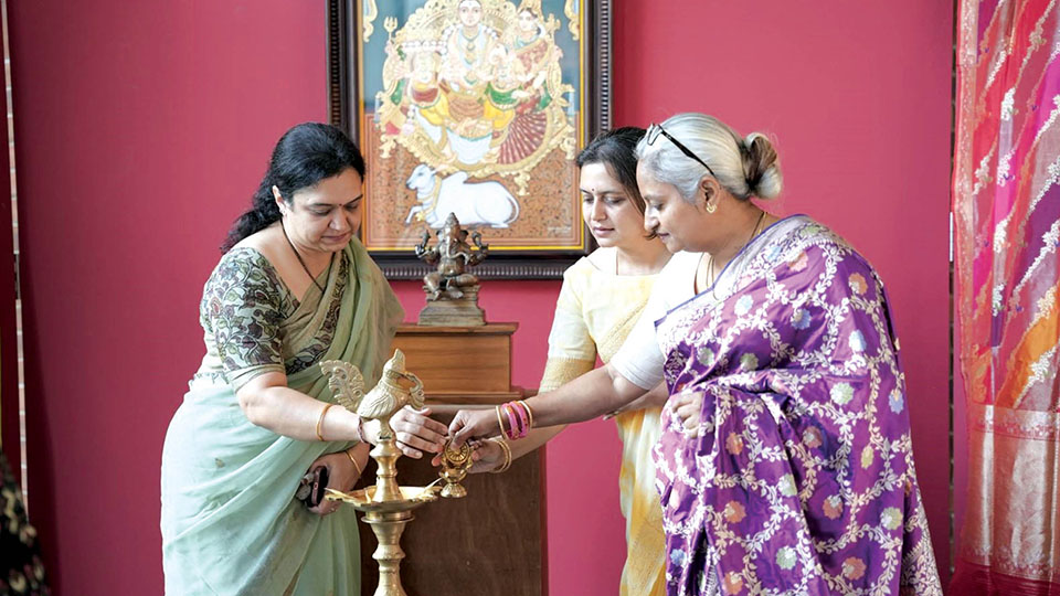2-day Handwoven Saree Expo opens at JCAC