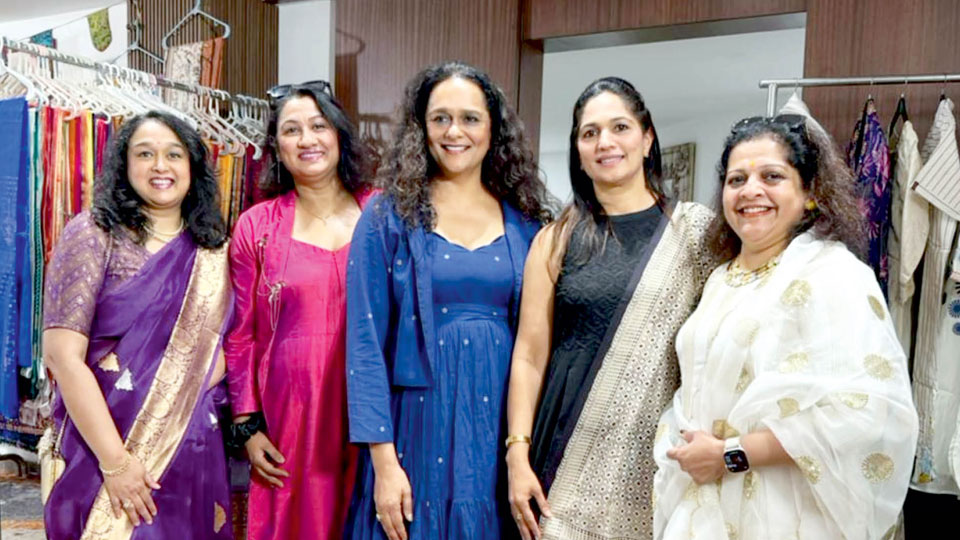 Impressionz showcases Threads & Treasures