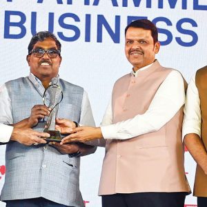 Chairman of Malabar Group conferred Maharashtrian of the Year Award