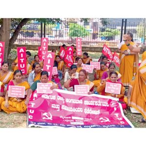 Anganwadi workers seek hike in wages
