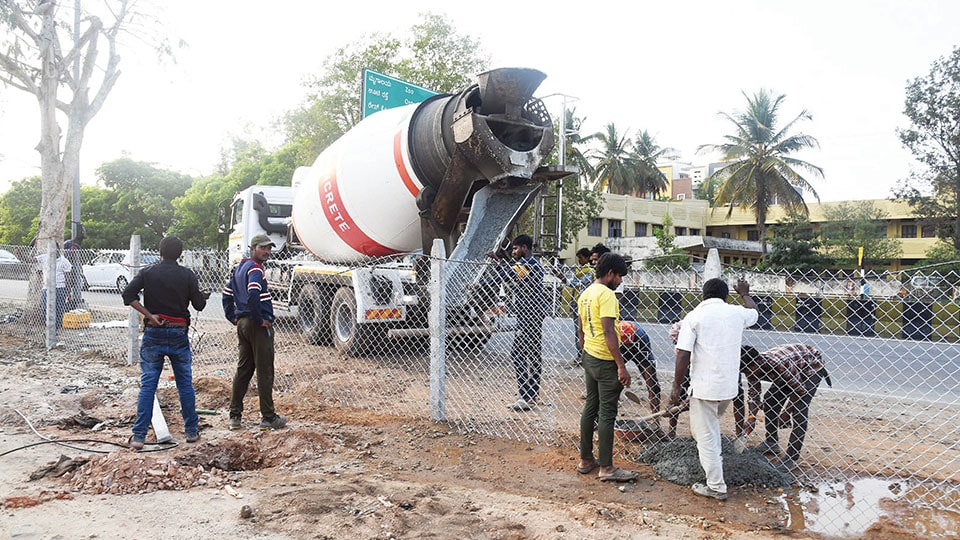 Lalitha Mahal Grounds fenced