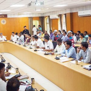 Ensure no water crisis in summer: District Minister instructs officials