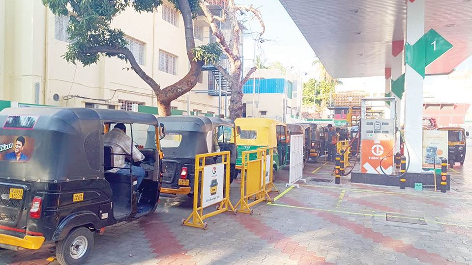 No CNG shortage but auto gas prices surge