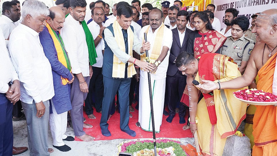 Centre committed to support sports: Dr. Mansukh Mandaviya