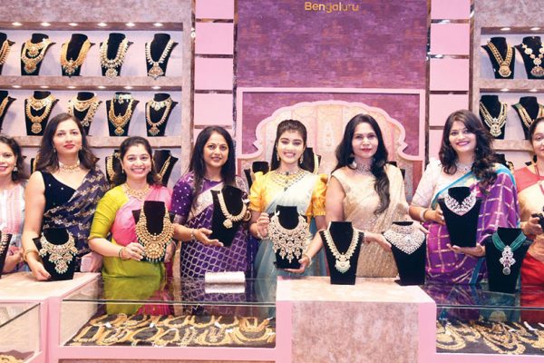 The Jewellery Show begins in city