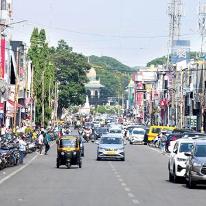 Devaraj Urs Road to go litter-free