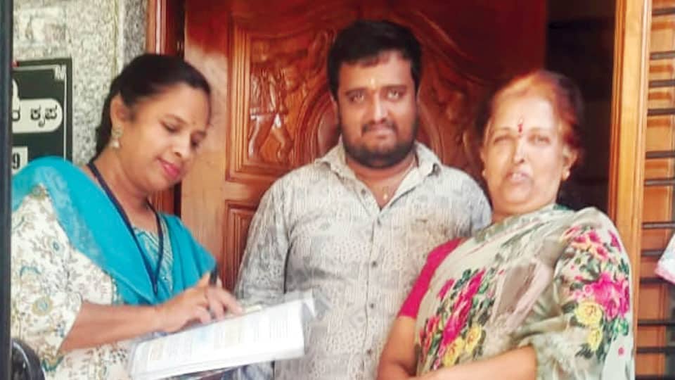 Census-2027: Enumerators visit door-to-door