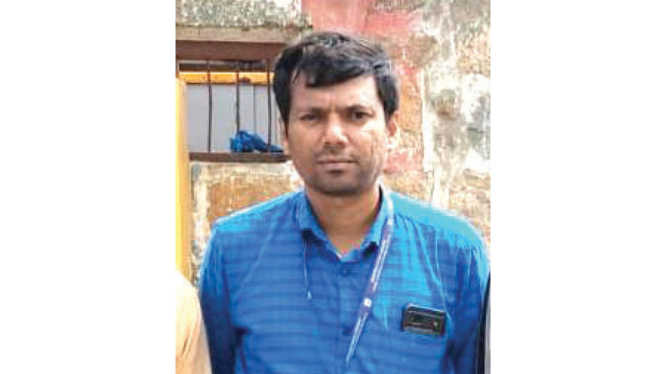 Car on wrong side kills two-wheeler rider