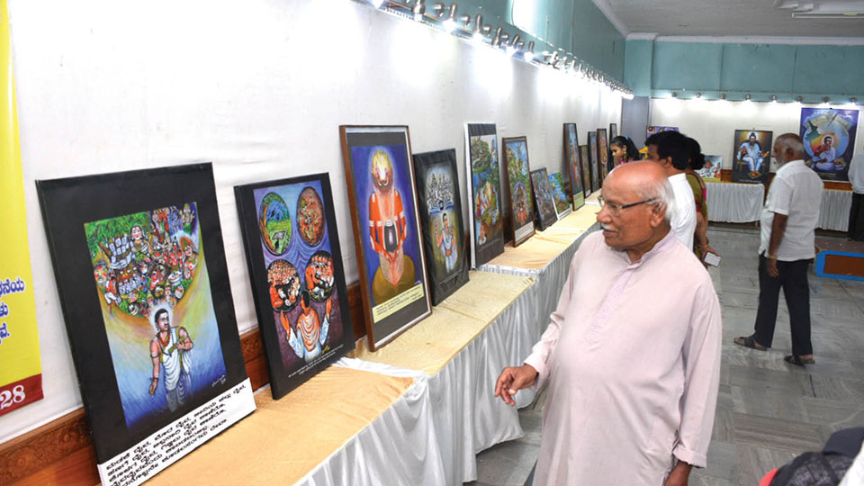 Vachana Artworks Expo at Kalamandira