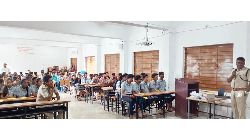 Forest Officers guide tribal students on future academics post SSLC