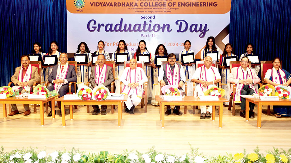 AI creating new career pathways, says Prof. Raveendra Saradhi of AP