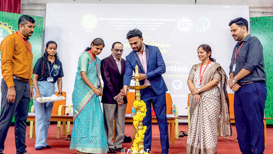 National-level Hackathon ‘Infothon 6.0’ at VVCE