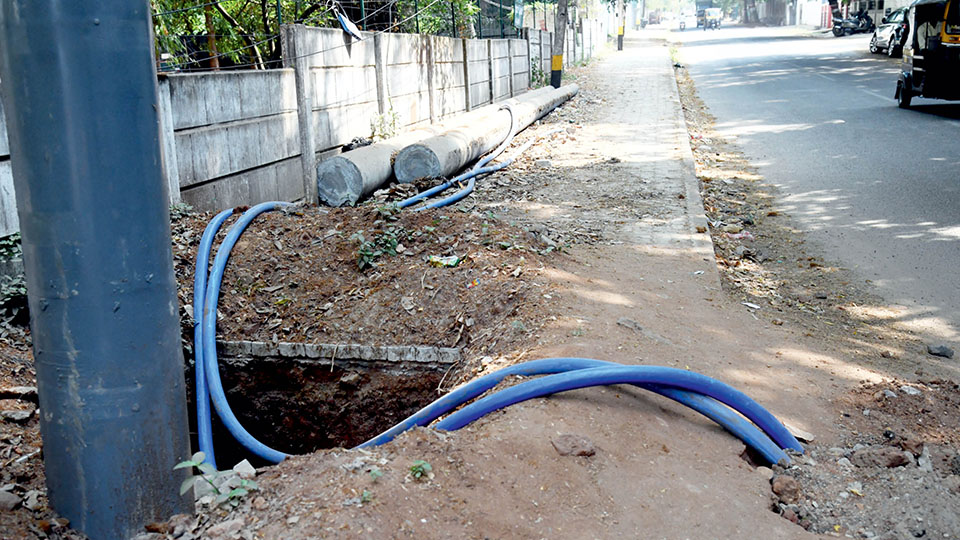 White-topping on 12 city roads – Fix damaged pipelines first: DC tells officials