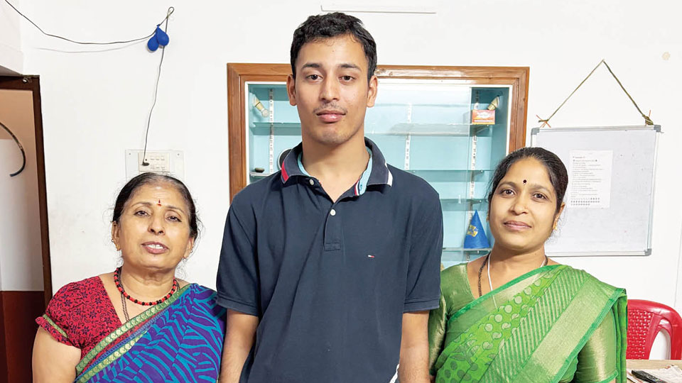 Special student clears SSLC with scribe support