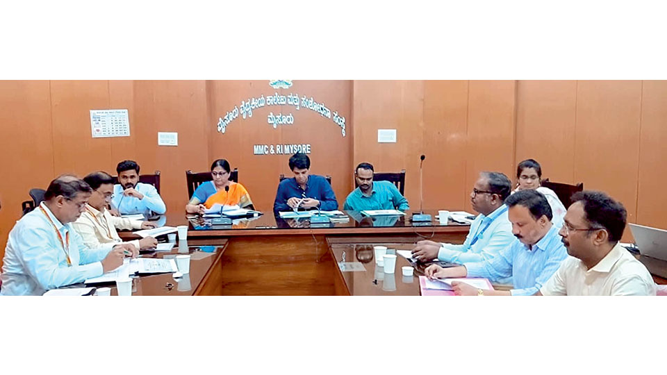 ‘Bring child mortality rate at Cheluvamba Hospital to zero’