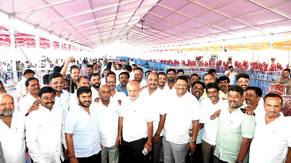 We do not have objections if GTD corrects himself and stays in party: S.R. Mahesh