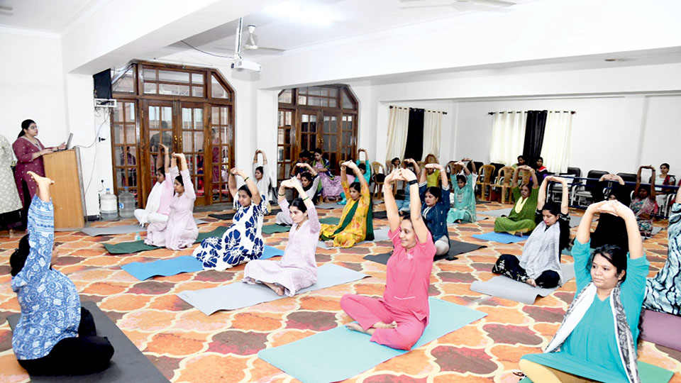 Yoga and breast-feeding classes at SiriCaree IVF Centre