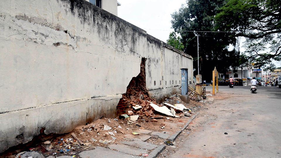 Sanskrit Pathashala seeks Rs. 1 crore for repairs
