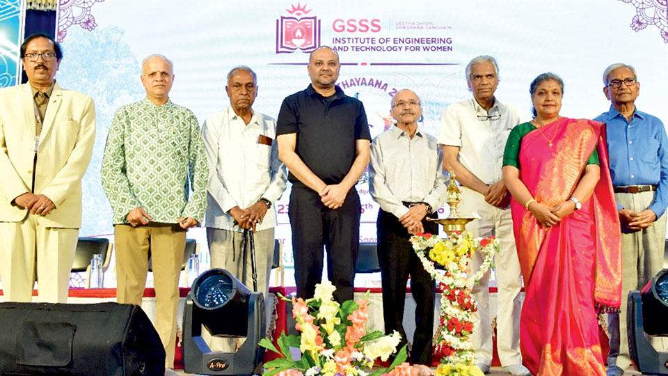 Creativity & tech knowledge must go together: Belawadi