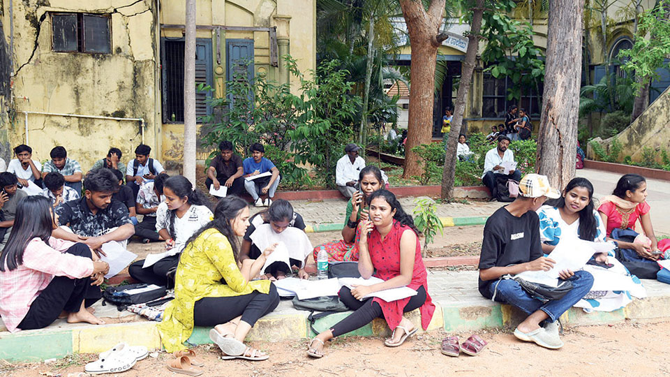 1,519 M.Tech, 2,978 Diploma Engg. aspirants write PG-CET in city