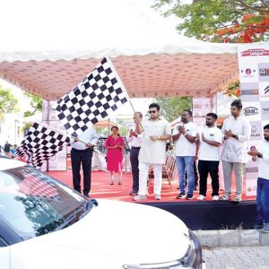 MP Yaduveer Wadiyar flags off Mysuru Heritage Car rally