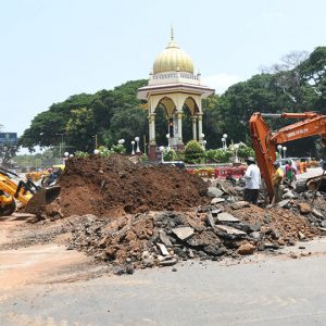 UGD pipeline laying works around JC Wadiyar Circle