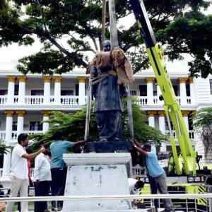 A worthy statue at last 