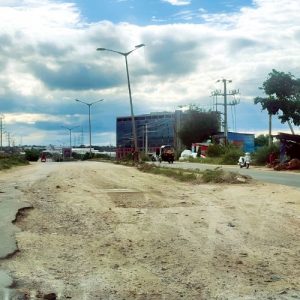 BEML-KIADB Road crater-ridden  