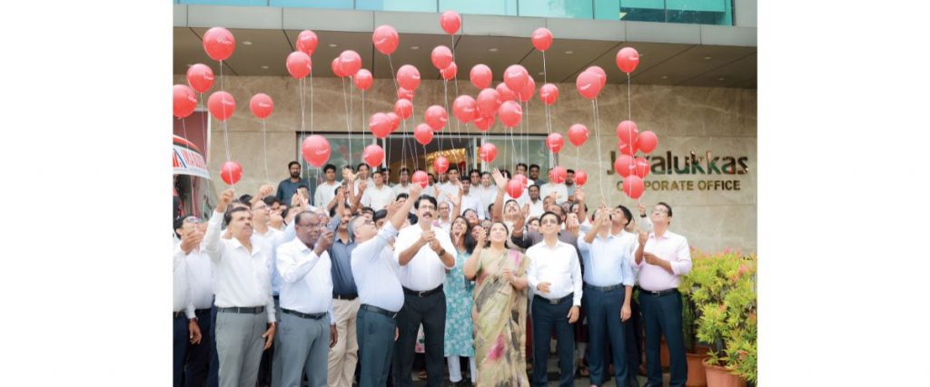 Joyalukkas marks World Blood Donor Day with Nationwide Blood Donation Camps 