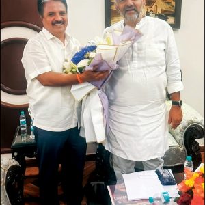 H.V. Rajeev calls on CM in Delhi