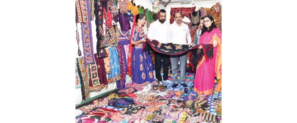 Gujarat Handicrafts Utsav begins