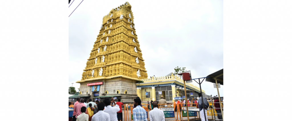 Ashada Friday atop Chamundi Hill: Cancel Rs. 2,000 special entry ticket