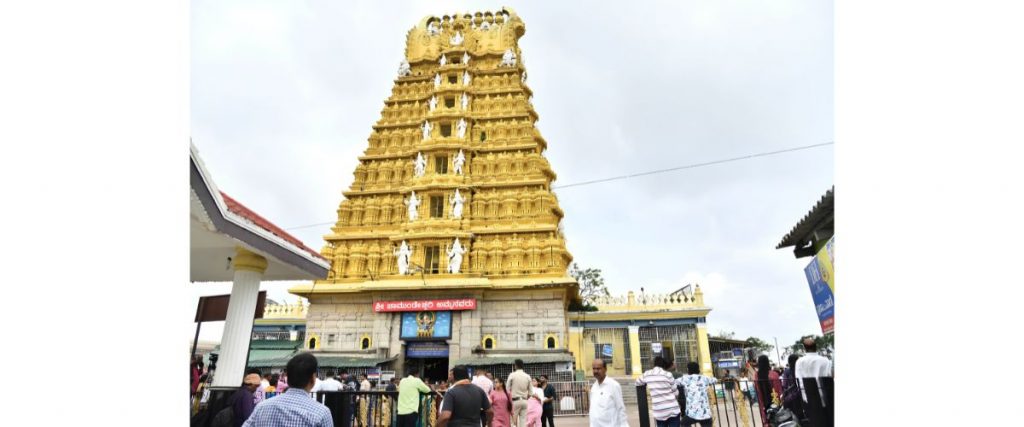 Ashada Friday at Chamundi Hill: Don’t use plastic, devotees appealed