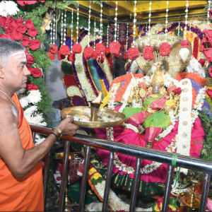 Ashada rush at Hill Temple