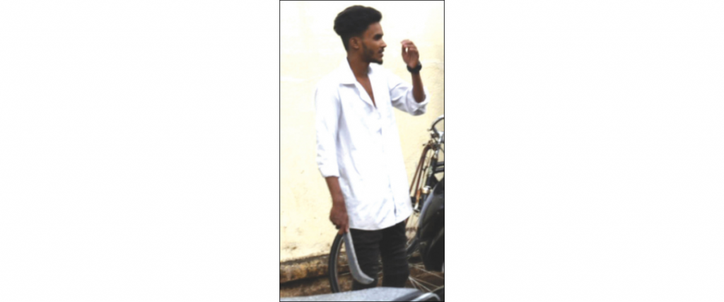 Youth brandishing ‘long’ spreads panic near Viveka Memorial