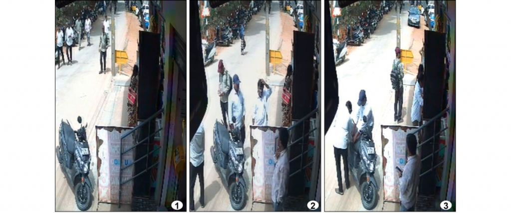 Gang forces open scooter seat, flees with Rs. 50,000